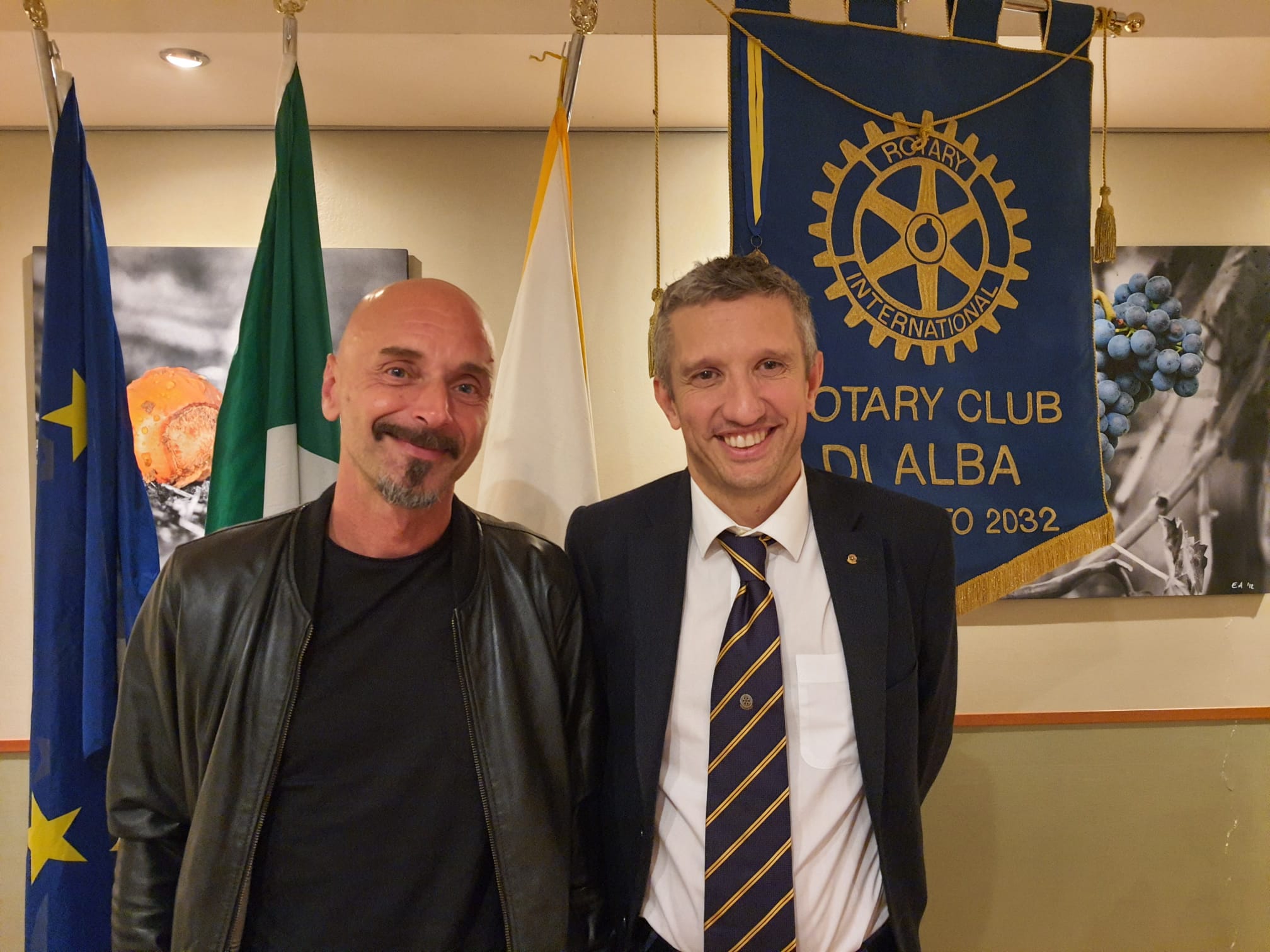 Al momento stai visualizzando Lo scultore Christian Costa al Rotary Club di Alba
