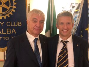 Scopri di più sull'articolo Il Rotary Club di Alba sfata i miti sulle auto elettriche con un relatore di eccezione, il consulente e socio Enrico Strada