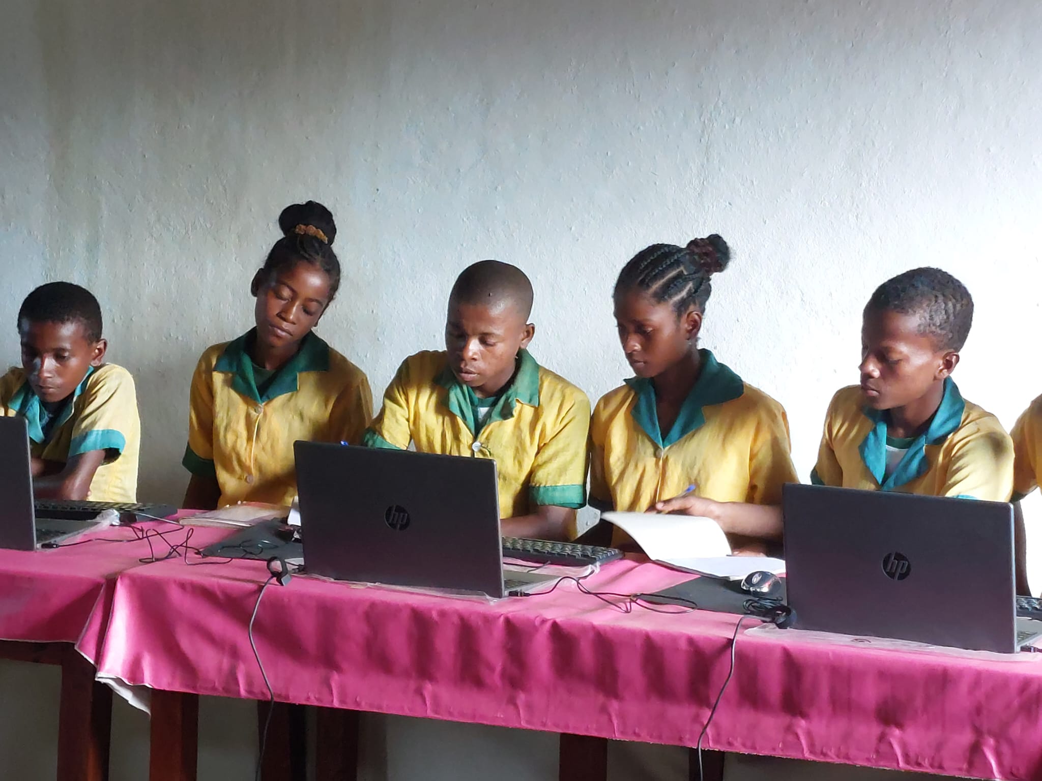 Al momento stai visualizzando Il Rotary Club Alba ha ultimato il service annuale in Madagascar “Aiutiamo i nostri figli”