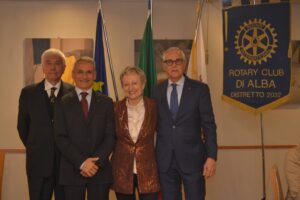 Scopri di più sull'articolo Un nuovo prestigioso ingresso nel Rotary Club Alba